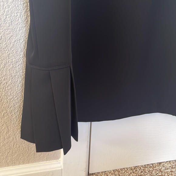 Women’s black skirt suit - Picture 5 of 6